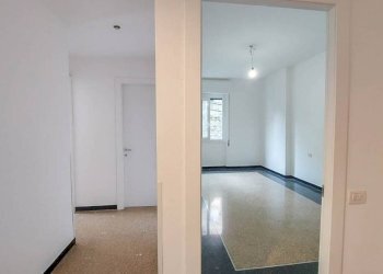 Interno appartamento - Bilocale via Giovanni XXIII, Genova (zona Marassi) - foto 5