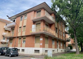 FACCIATA - Quadrilocale corso Europa, 12, Biella - foto 1