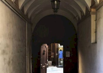 Ingresso stabile - Three-room apartment via San Martino, 17, Moncalieri - photo 2