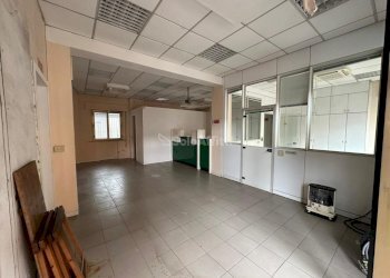 FOTO 4 LOCALE.jpg - Ufficio Falconara Marittima - foto 4