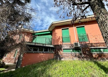 esterno - Villa Via Fratelli Bandiera, Nerviano - foto 3