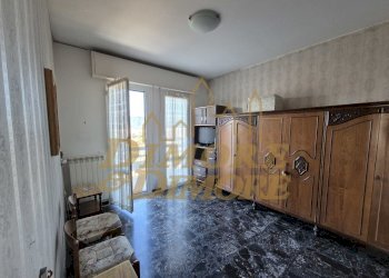 Camera matrimoniale.jpg - Quadrilocale via Orti del largo 102, Ceriale - foto 13