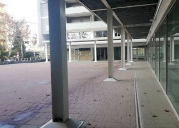 20220103200559-631145-10.jpg - Locale Commerciale Caltanissetta - foto 11