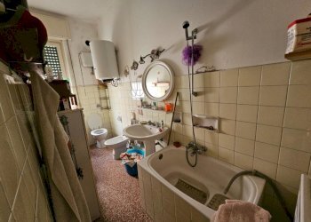 Bagno.jpg - Quadrilocale Via Alcide De Gasperi 22, Campomorone - foto 17