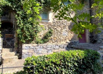 Bilocale Castelbianco - foto 1