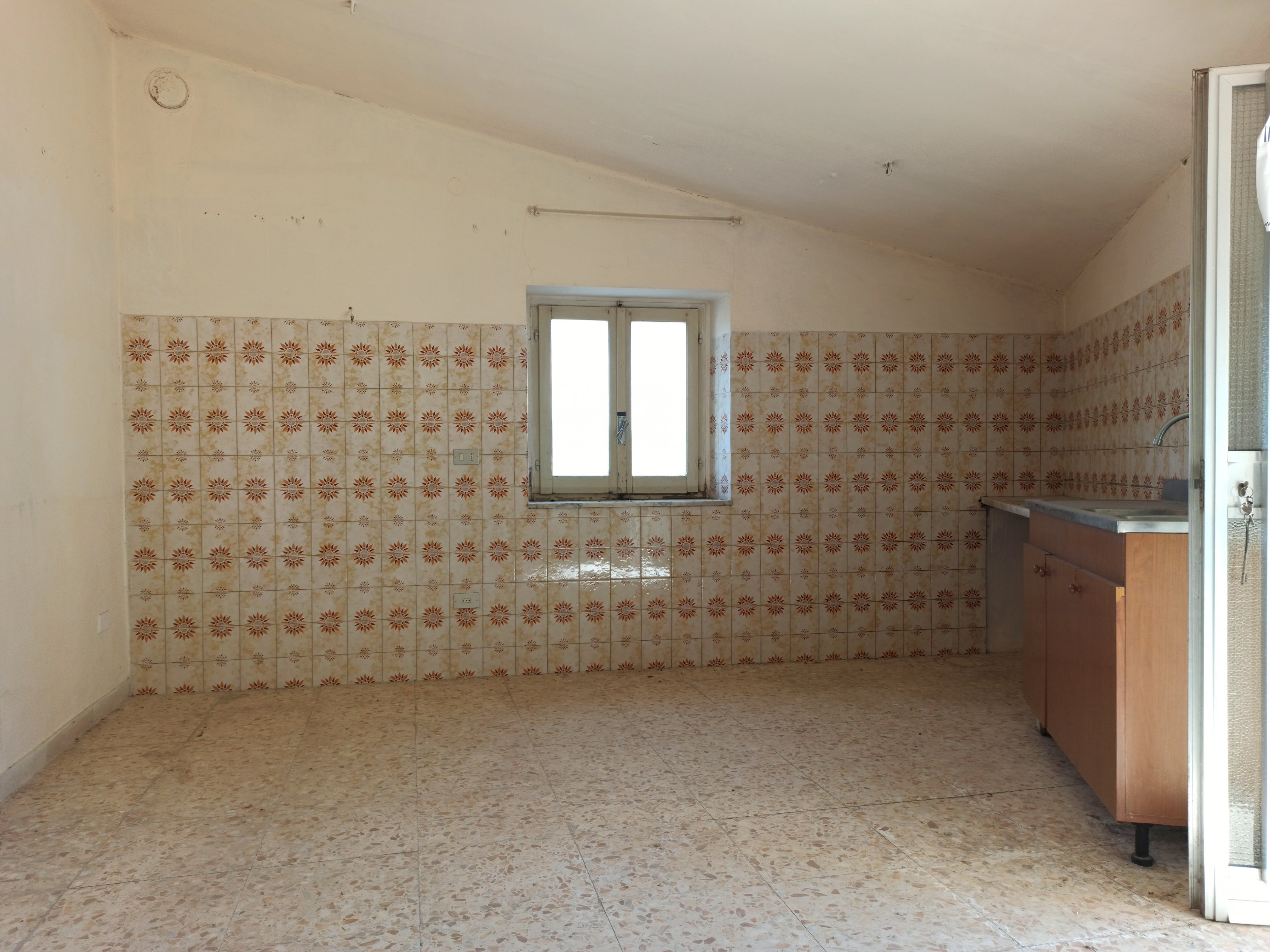 Casa indipendente via Guglielmo Marconi, 21, Pesche - foto 2