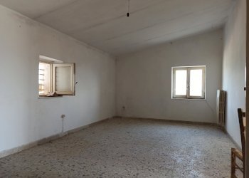 Casa indipendente via Guglielmo Marconi, 21, Pesche - foto 4