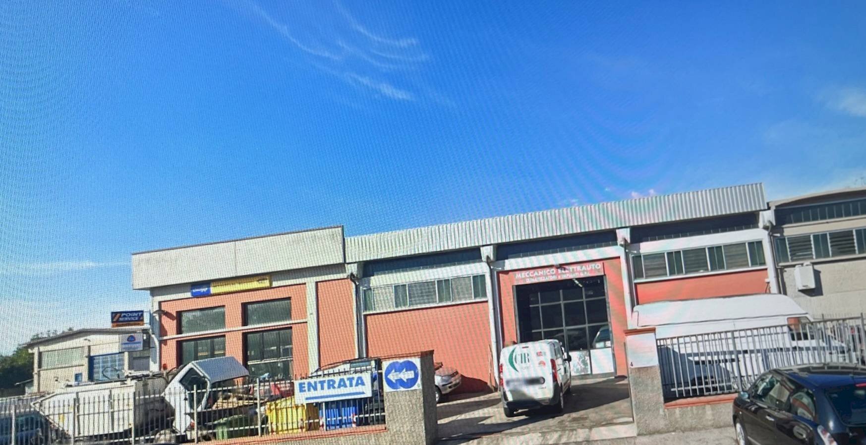 Capannone Mantova - foto 2