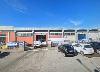 Capannone Mantova - foto 1