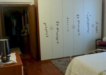 a6e4299e-2274-4564-833a-f14c7f268f58.JPG - Casa semi indipendente CORSO 40, Luni - foto 9