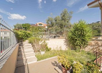 0010.jpg - Villa Via delle Calcare 22, Rocca di Papa - foto 10