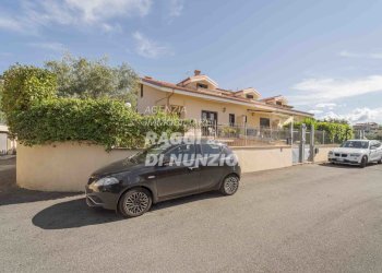 0011.jpg - Villa Via delle Calcare 22, Rocca di Papa - foto 11