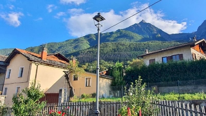 Independent house Neyran, Brissogne - photo 1