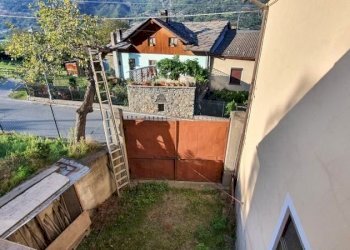 Independent house Neyran, Brissogne - photo 11