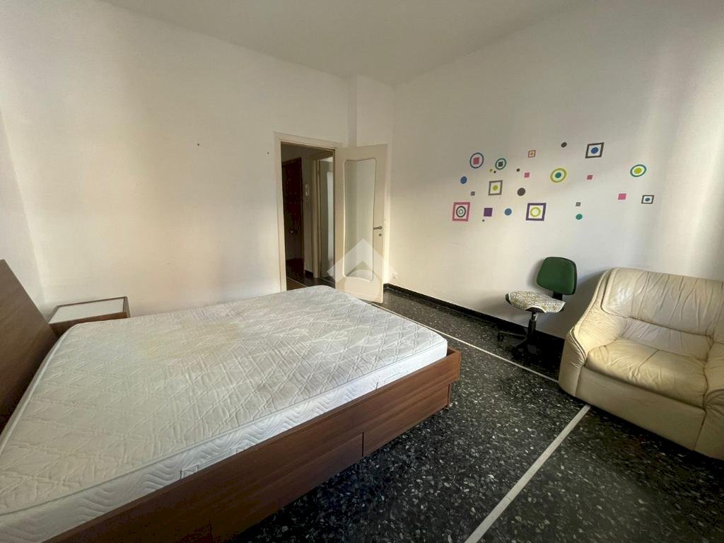 Appartamento Piazza Silvio Arrivabene, Genova (zona Sestri Ponente) - foto 1