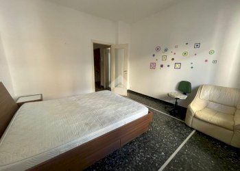 Appartamento Piazza Silvio Arrivabene, Genova (zona Sestri Ponente) - foto 1