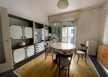 Appartamento Piazza Silvio Arrivabene, Genova (zona Sestri Ponente) - foto 11