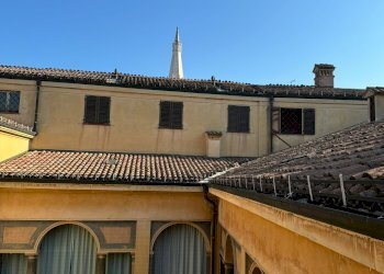 Quadrilocale vicolo forni, Modena (zona Centro Storico) - foto 2