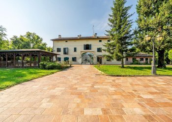 Casa indipendente Via Vecchia Carpi, Correggio - foto 1