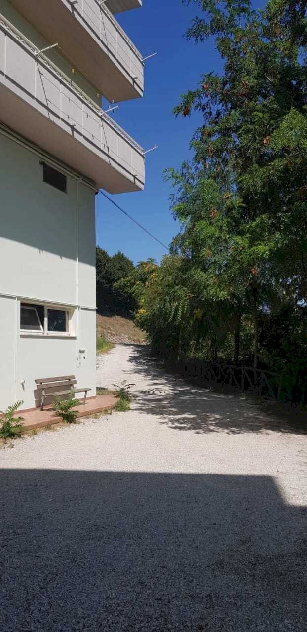 parcheggio - Laboratorio Castorano - foto 2