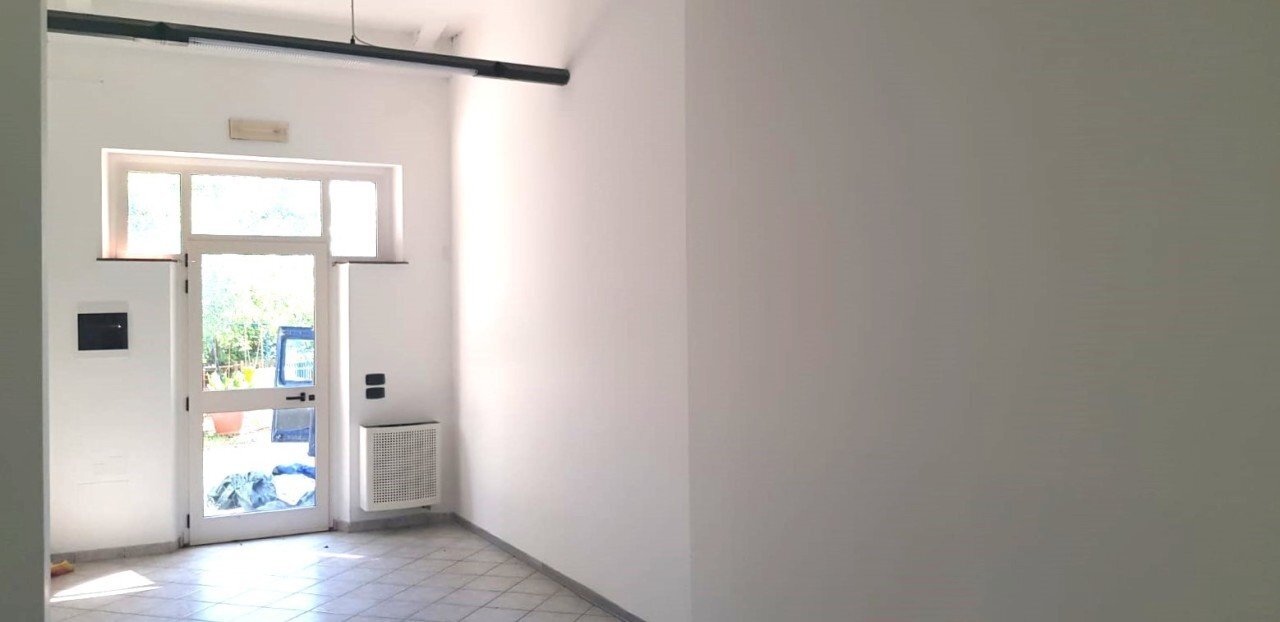 ingresso - Laboratorio Castorano - foto 3