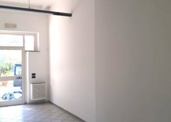 ingresso - Laboratorio Castorano - foto 3