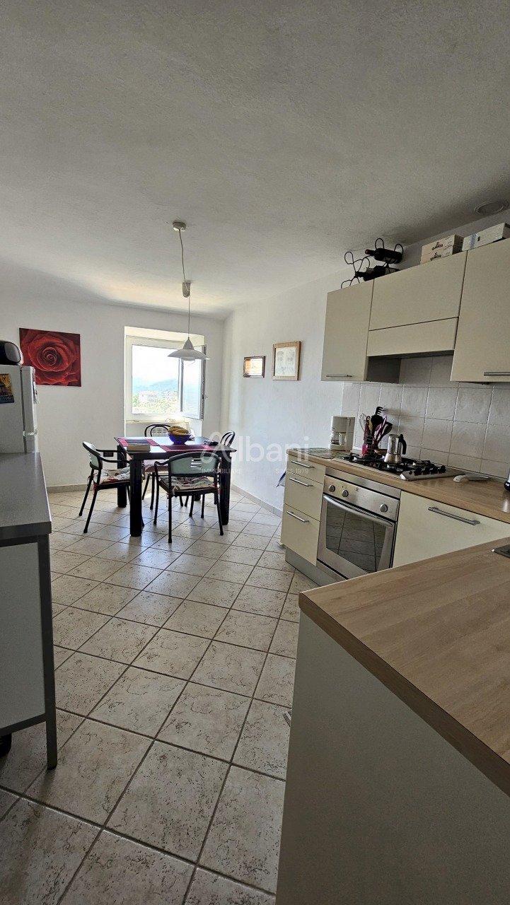 VE417_appartamento_vezzano ligure_borgo_vendita_ri - Three-room apartment via  San Giorgio 22, Vezzano Ligure - photo 2