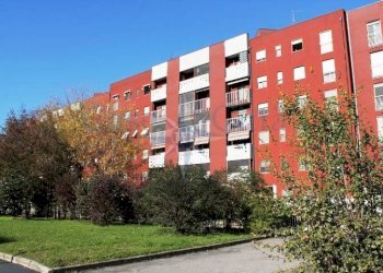 Trilocale Via Giorgio De Chirico, 4, Milano (zona Trenno) - foto 1