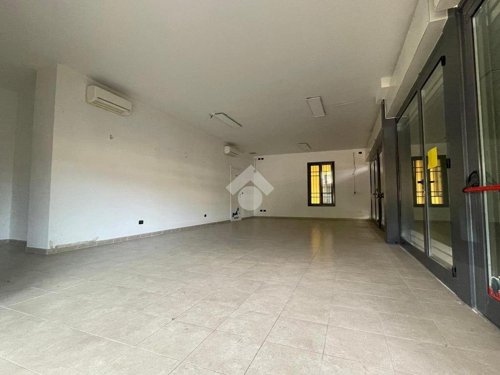 Shop Via Fanin 2, Budrio - photo 2