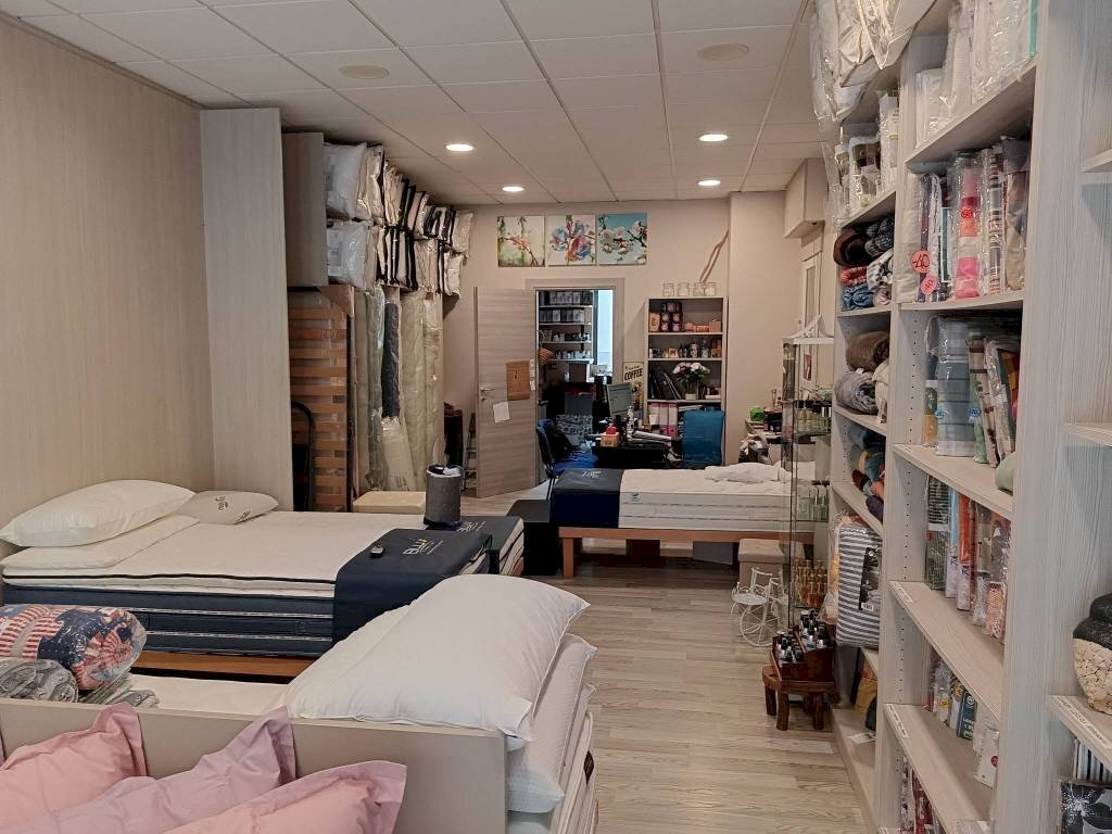 locale - Attività Commerciale Cuneo (zona Centro) - foto 1