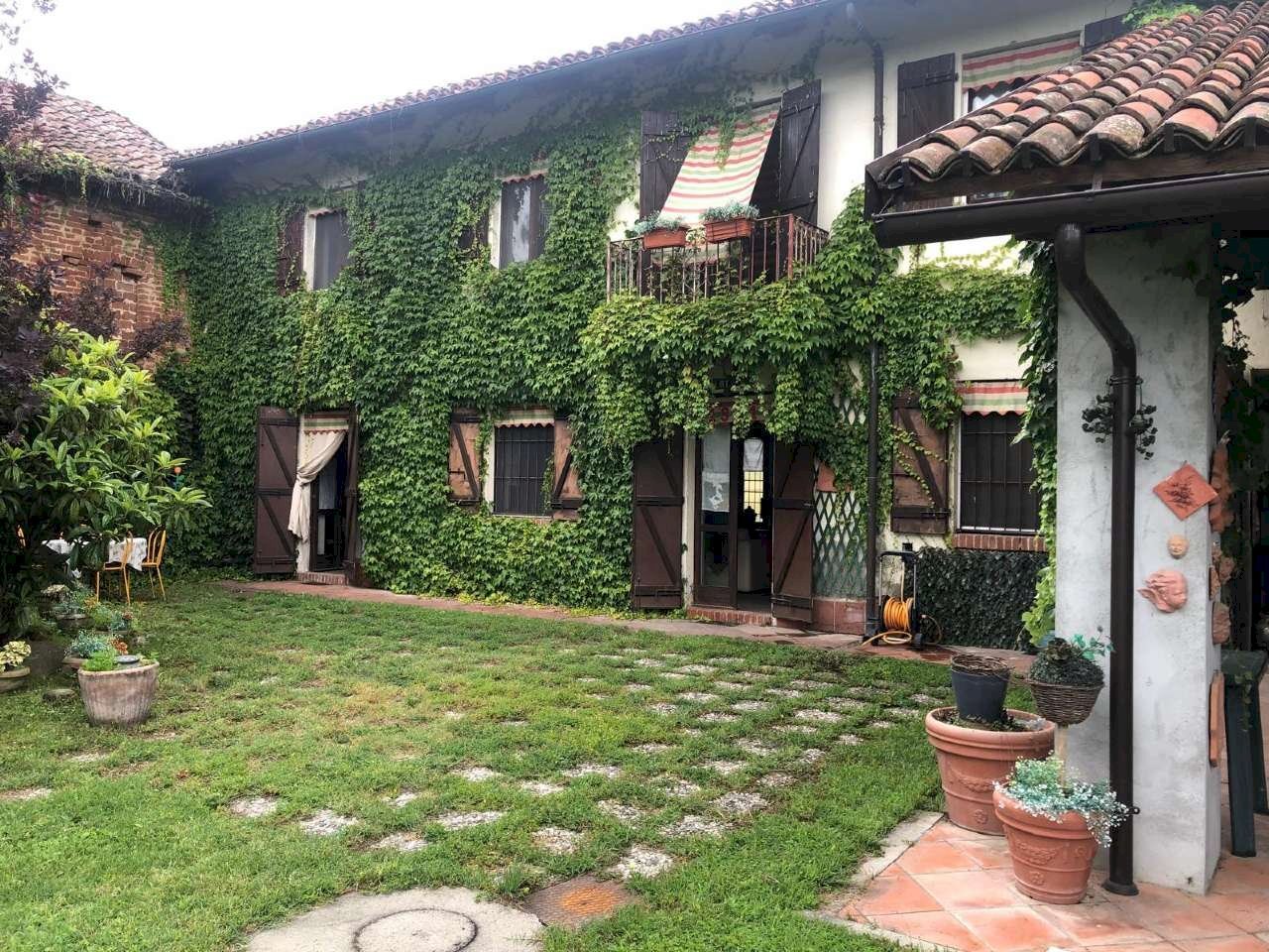 Facciata - Rustico via SERRA, 121, Buttigliera d'Asti - foto 1