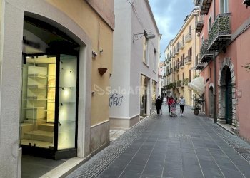 vista sul corso - Locale Commerciale Via Pretoria, Potenza - foto 19