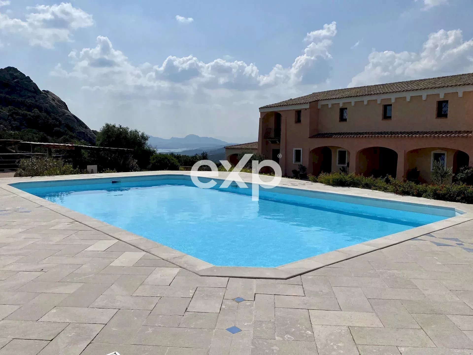 Attic Via Monti Tundi, Arzachena - photo 1