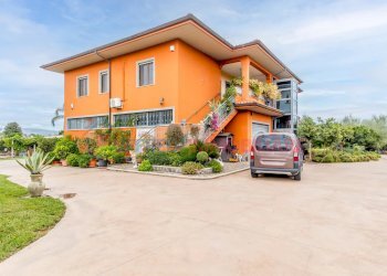 Villa Aprilia - foto 2