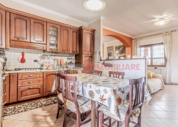 Villa Aprilia - foto 24