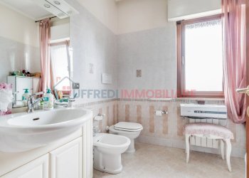 Villa Aprilia - foto 30