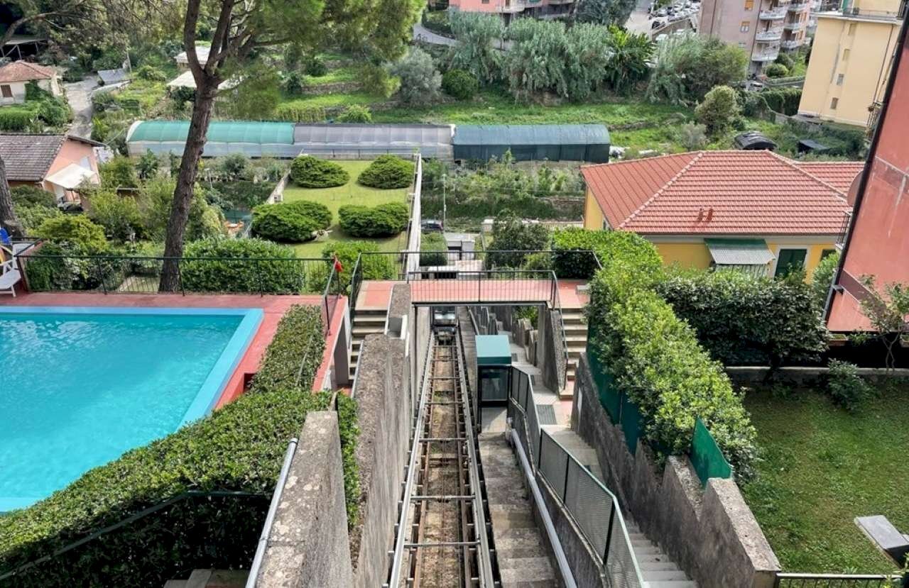 Viste - Three-room apartment via Betti, Rapallo - photo 3