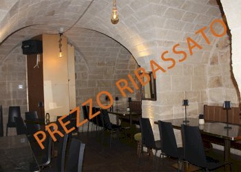 STRINGA SU FOTO - RIBASSO.jpg - Locale Commerciale Monopoli - foto 1