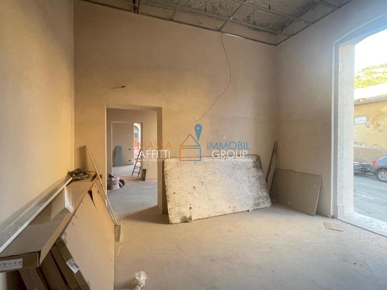 WhatsApp Image 2024-09-25 at 17.37.52 (2).jpeg - Locale Commerciale Via Verdi 12, Carrara - foto 3