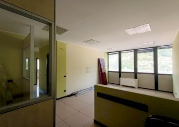 Shared office / study regione Borgnalle, 12, Aosta - photo 2