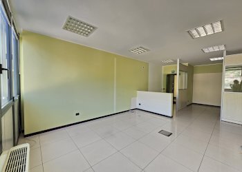 Shared office / study regione Borgnalle, 12, Aosta - photo 9