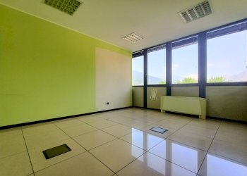 Shared office / study regione Borgnalle, 12, Aosta - photo 7