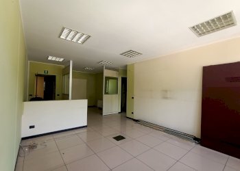 Shared office / study regione Borgnalle, 12, Aosta - photo 8