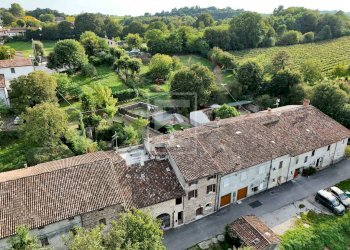 Villa a Schiera strada volta valeggio, Volta Mantovana - foto 2