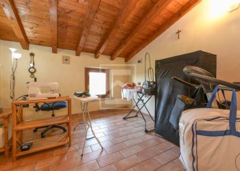 Villa a Schiera strada volta valeggio, Volta Mantovana - foto 23