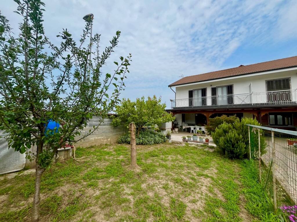 facciata - Villa via Ceis, 35, Carmagnola - foto 3