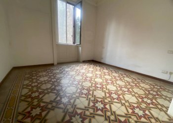 Stanza non arredata - Bilocale piazza Giuseppe Grandi, 4, Milano - foto 1