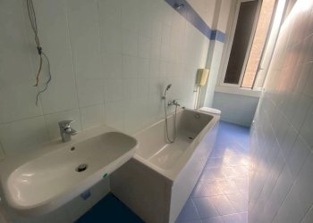 Bagno - Bilocale piazza Giuseppe Grandi, 4, Milano - foto 8