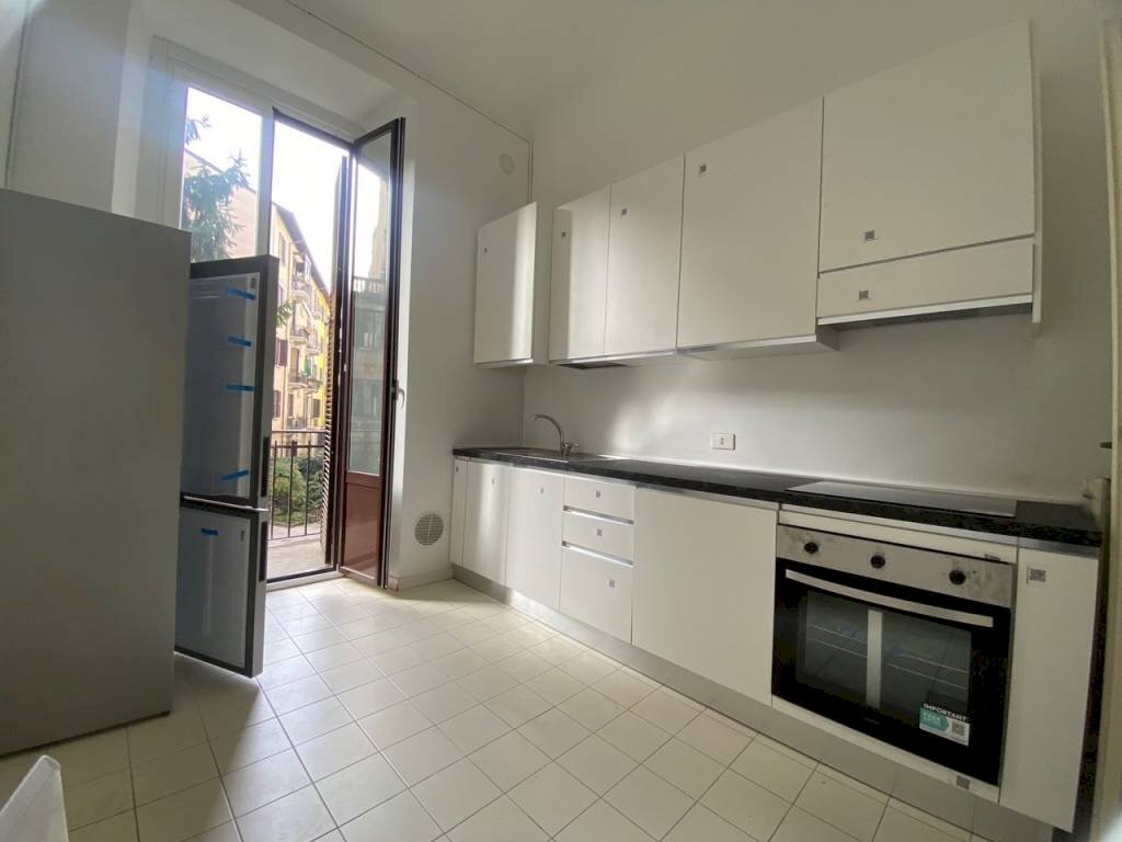 Cucina - Four-room apartment piazza Giuseppe Grandi, 4, Milano - photo 2