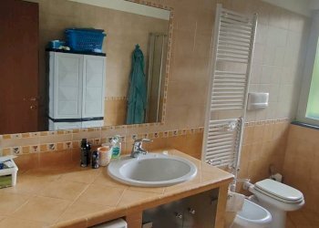Bagno - Trilocale via San Biagio di Valpolcevera, 16, Genova (zona Pontedecimo) - foto 18